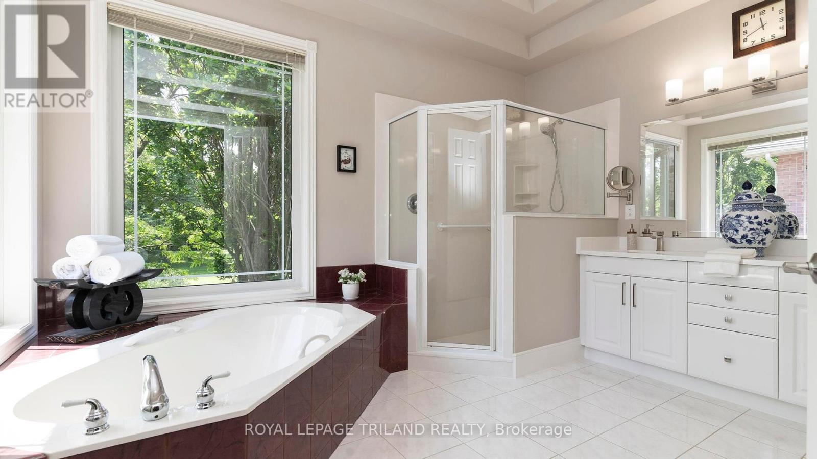 42707 Meadow Wood Lane, Central Elgin, Ontario  N0L 2L0 - Photo 21 - X12215118