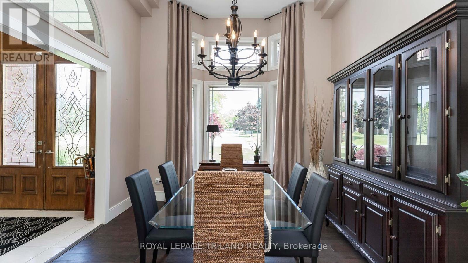 42707 Meadow Wood Lane, Central Elgin, Ontario  N0L 2L0 - Photo 6 - X12215118