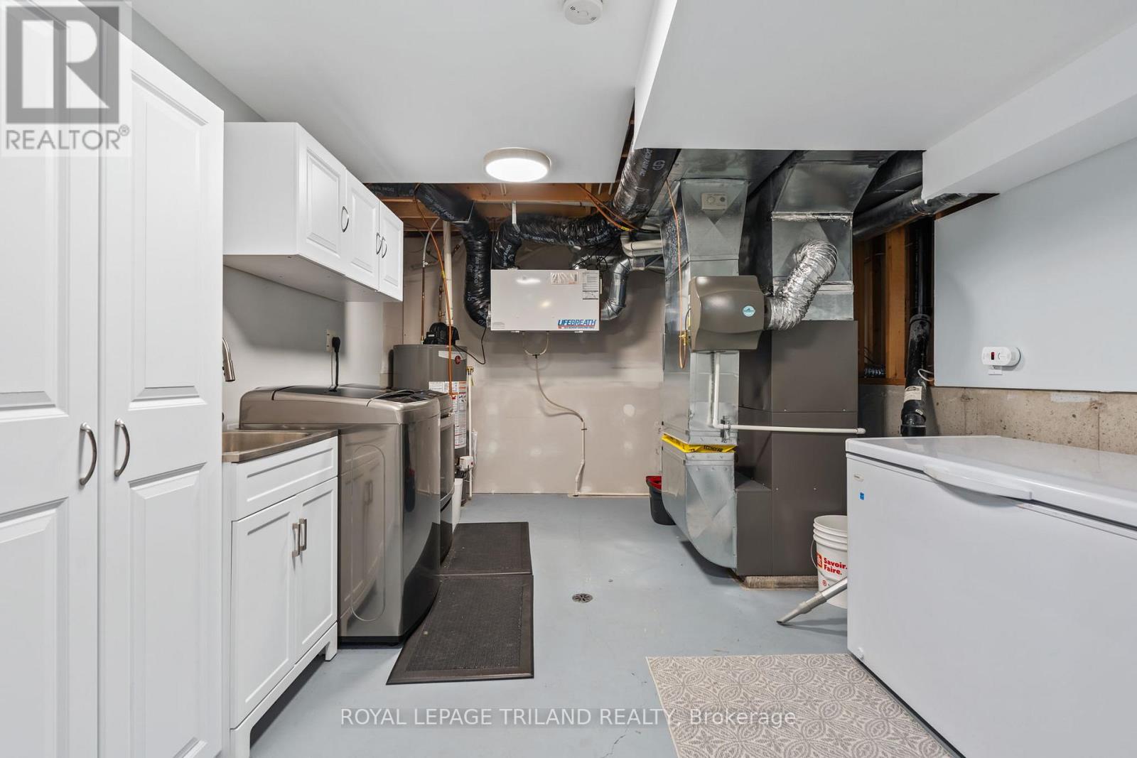 30 Hagerman Crescent, St. Thomas, Ontario  N5R 6K2 - Photo 38 - X12215170