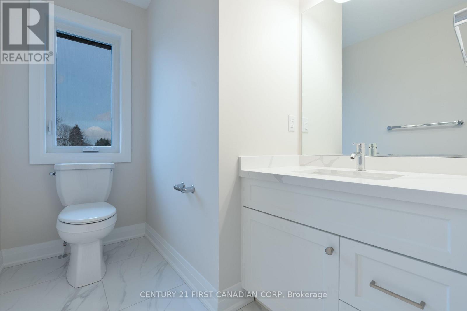 241 Leitch Street, Dutton/dunwich, Ontario  N0L 1J0 - Photo 25 - X12215176