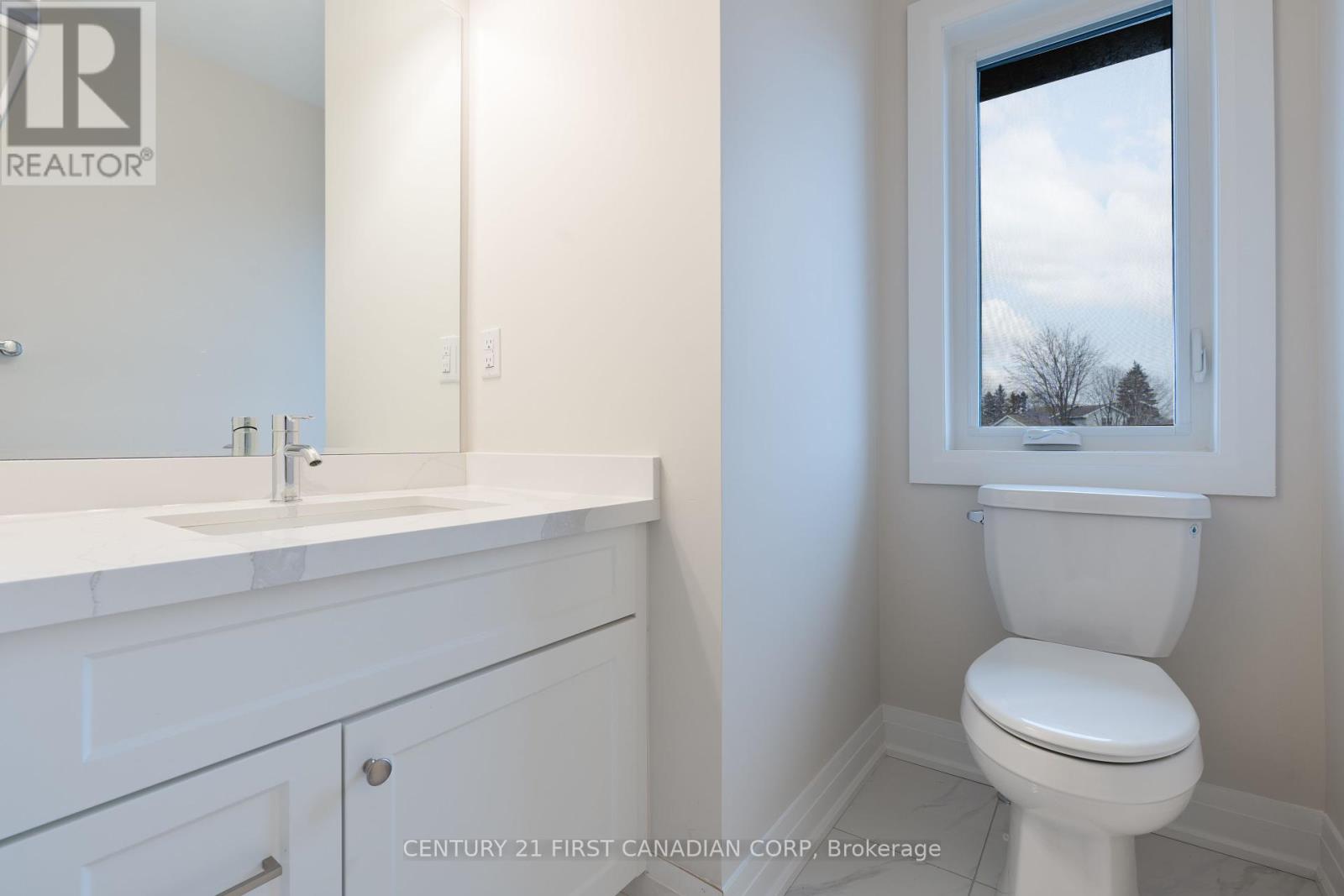 241 Leitch Street, Dutton/dunwich, Ontario  N0L 1J0 - Photo 30 - X12215176