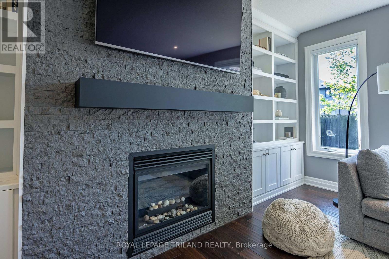 Photo 10 of 44 for 1044 Medway Park Drive