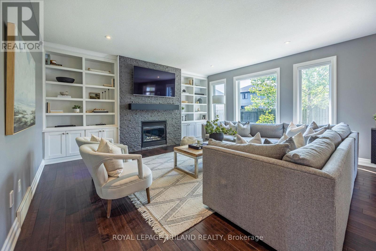 Photo 8 of 44 for 1044 Medway Park Drive