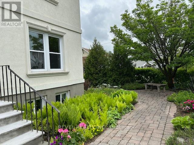 Property at 361 SEVENTH AVENUE S image 5