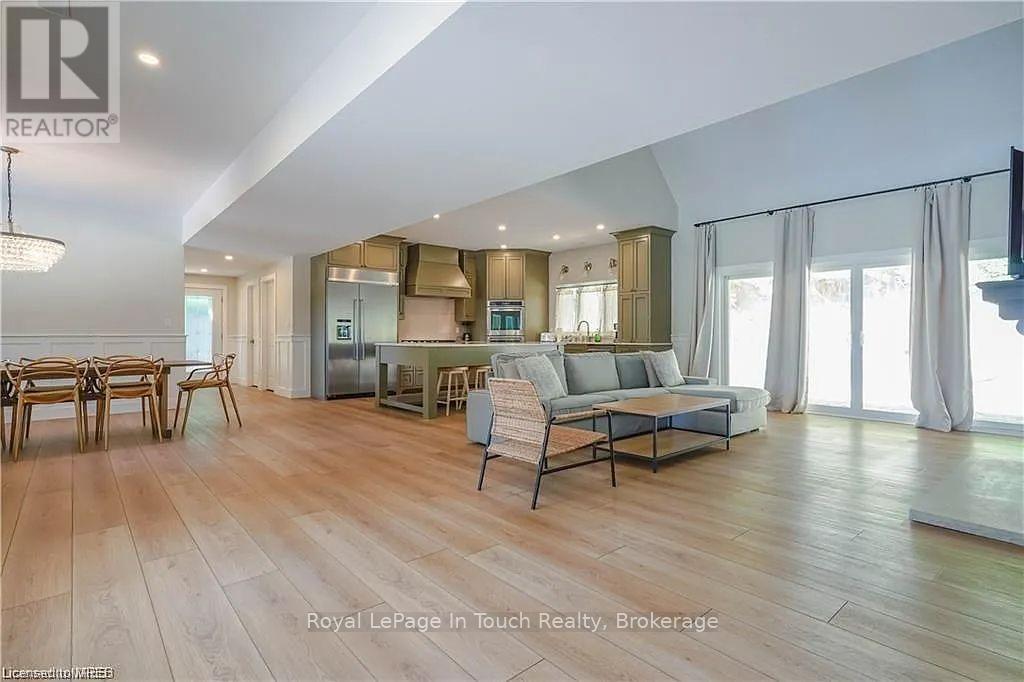 30 Blue Jay Court, Tiny, Ontario  L9M 0B9 - Photo 24 - S12213316