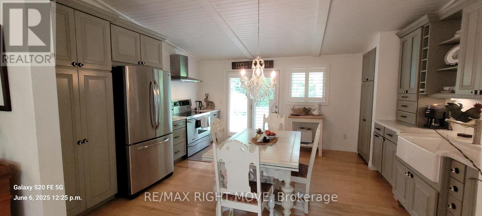 3528 Glenhaven Beach Road, Innisfil, Ontario  L9S 2Z3 - Photo 29 - N12205064
