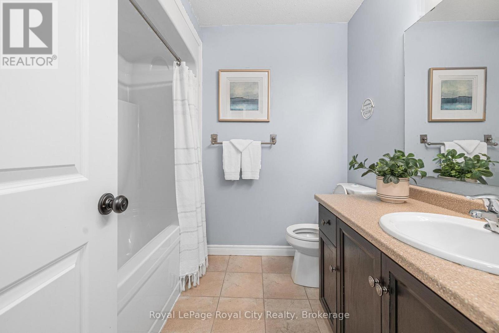 38 Marshall Drive, Guelph, Ontario  N1E 0K7 - Photo 26 - X12163416