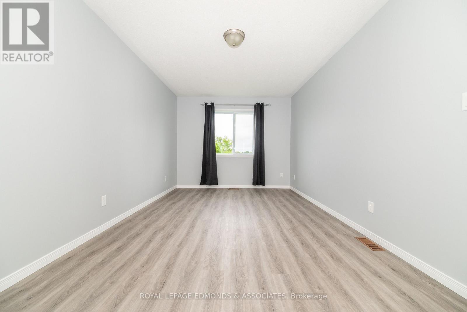 626 Johnston Crescent, Pembroke, Ontario  K8A 0B9 - Photo 15 - X12215214