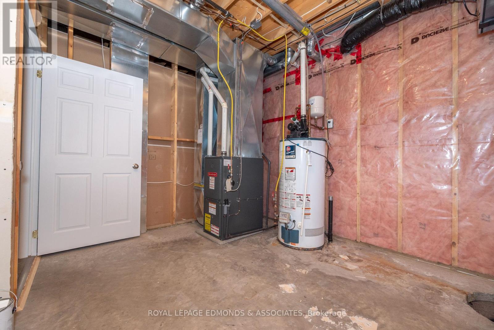 626 Johnston Crescent, Pembroke, Ontario  K8A 0B9 - Photo 30 - X12215214