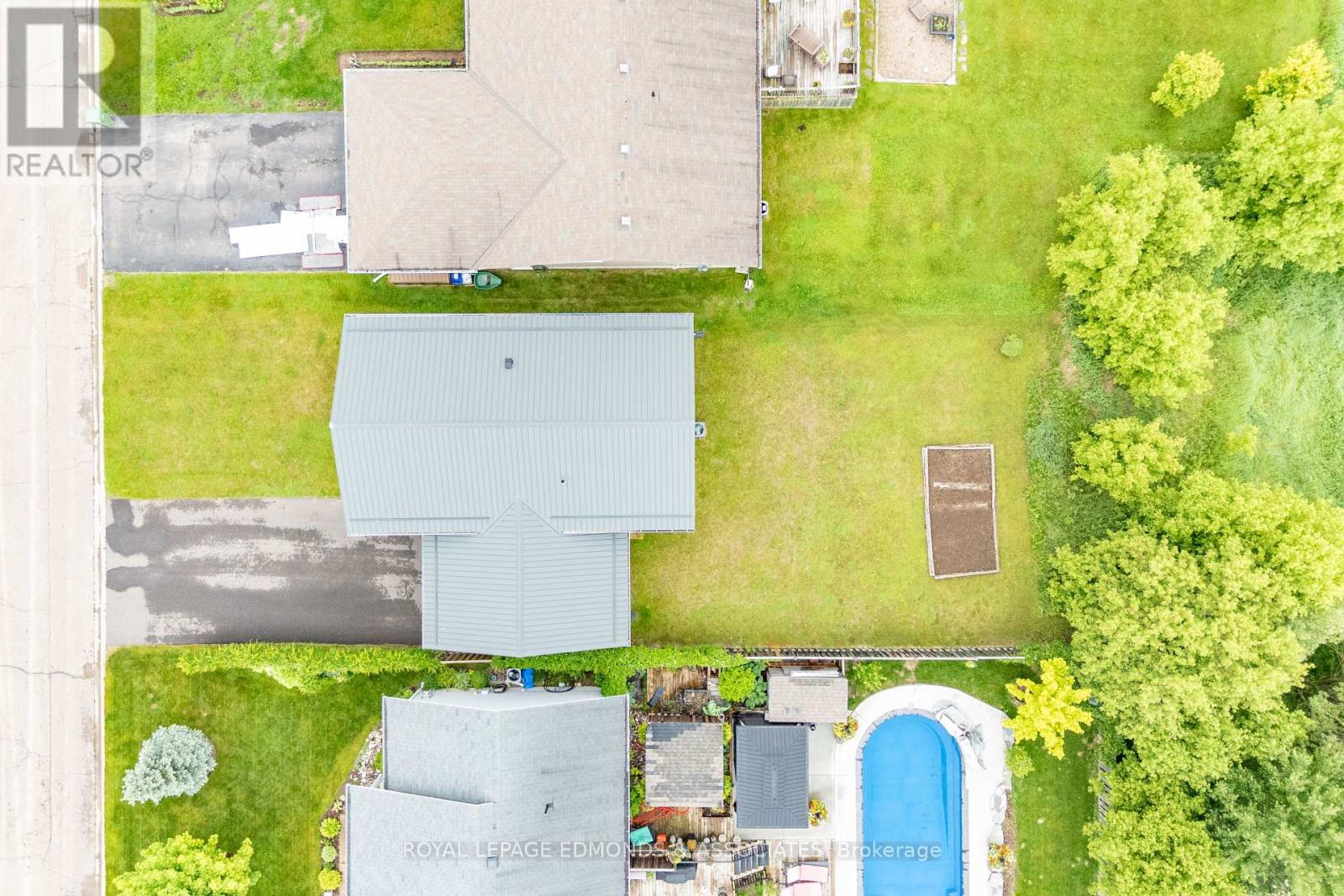 626 Johnston Crescent, Pembroke, Ontario  K8A 0B9 - Photo 42 - X12215214