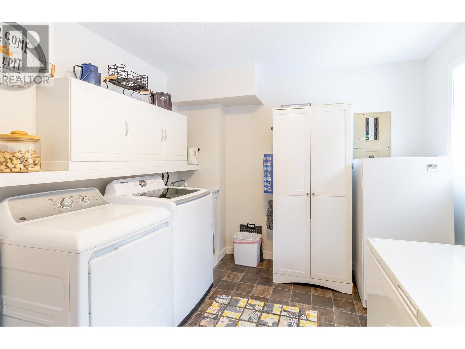 4315 Rainbow Drive, Canim Lake, British Columbia  V0K 1J0 - Photo 14 - R3014703