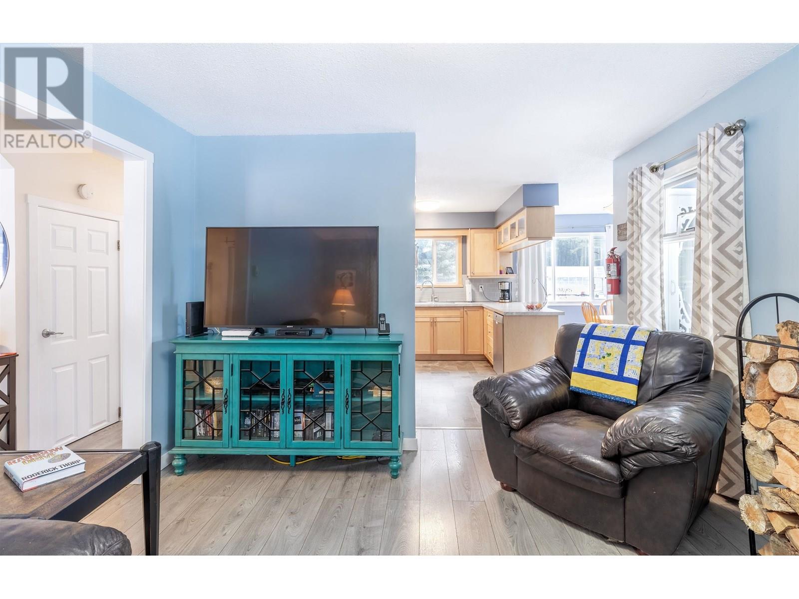 4315 Rainbow Drive, Canim Lake, British Columbia  V0K 1J0 - Photo 6 - R3014703