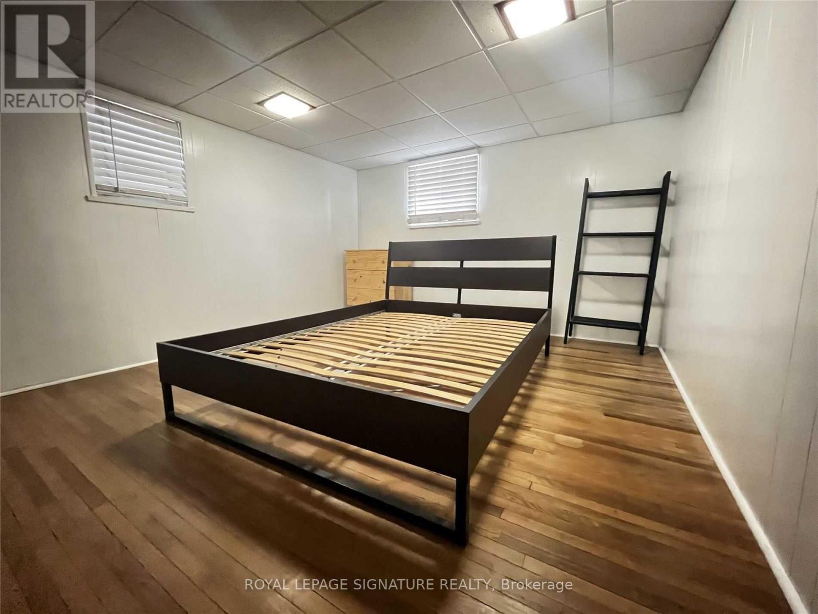142 Simpson Avenue, Toronto, Ontario  M8Z 1E3 - Photo 10 - W12214970