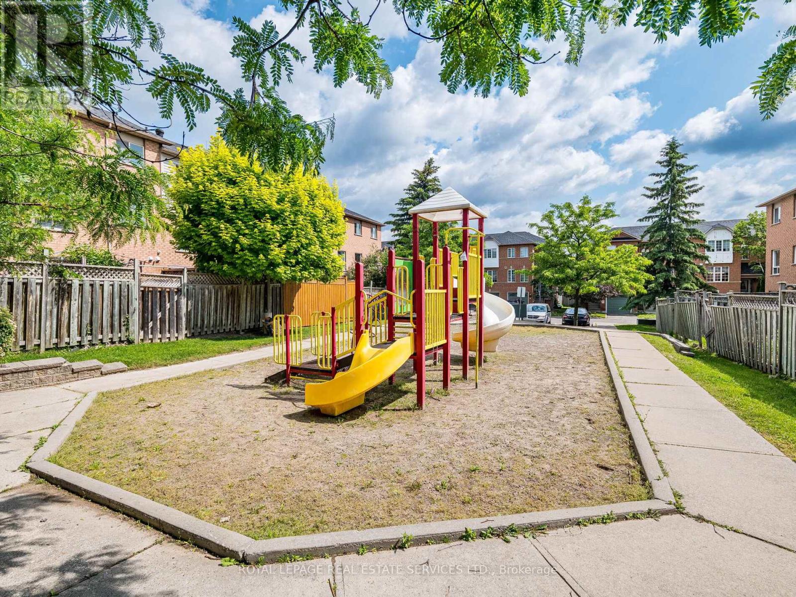 60 - 57 Brickyard Way, Brampton, Ontario  L6V 4M3 - Photo 42 - W12215060