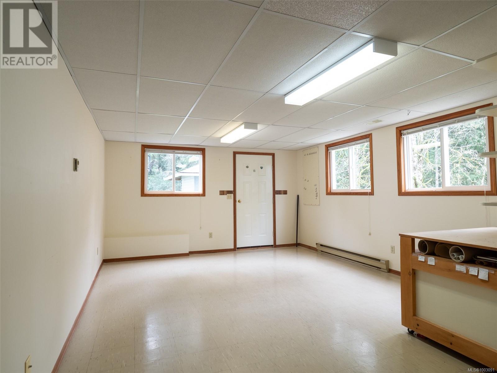 1813 Pastel Cres, Central Saanich, British Columbia  V8M 1N6 - Photo 28 - 1003091