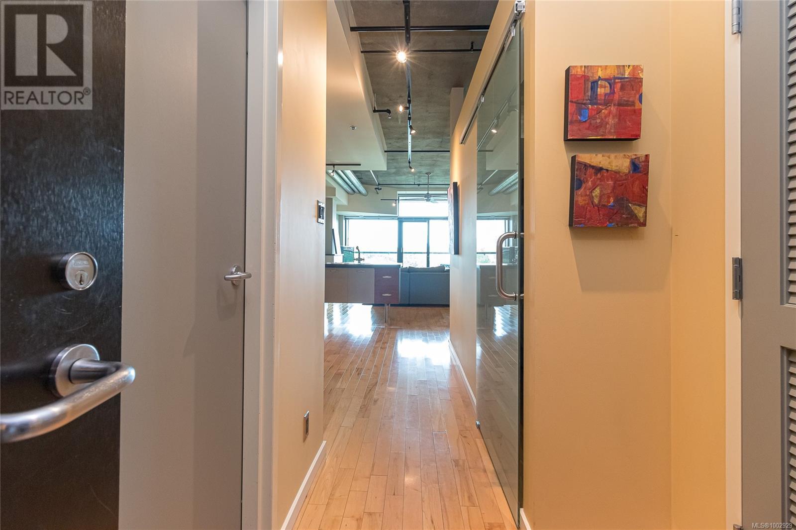 408 21 Erie St, Victoria, British Columbia  V8V 5A8 - Photo 5 - 1002929