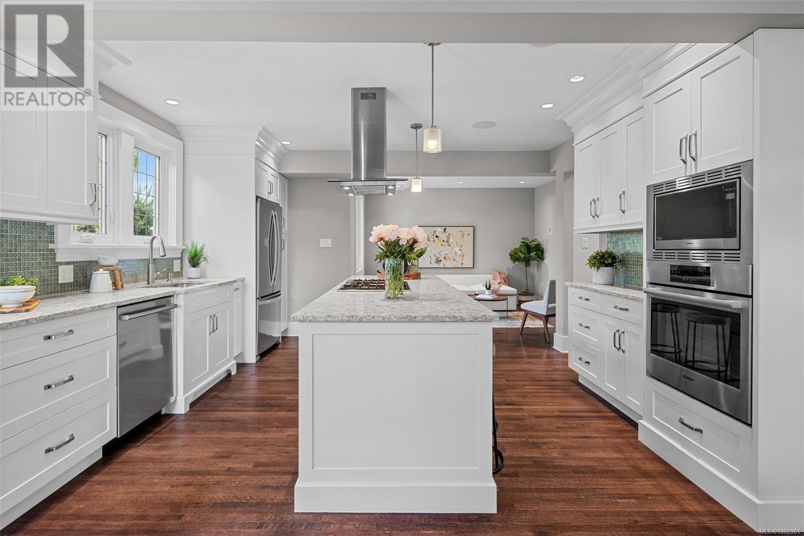 750 Island Rd, Oak Bay, British Columbia  V8S 2T9 - Photo 16 - 1002901
