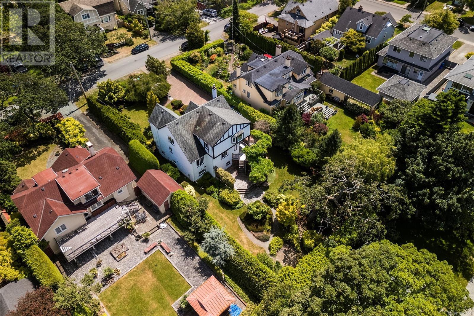 750 Island Rd, Oak Bay, British Columbia  V8S 2T9 - Photo 44 - 1002901