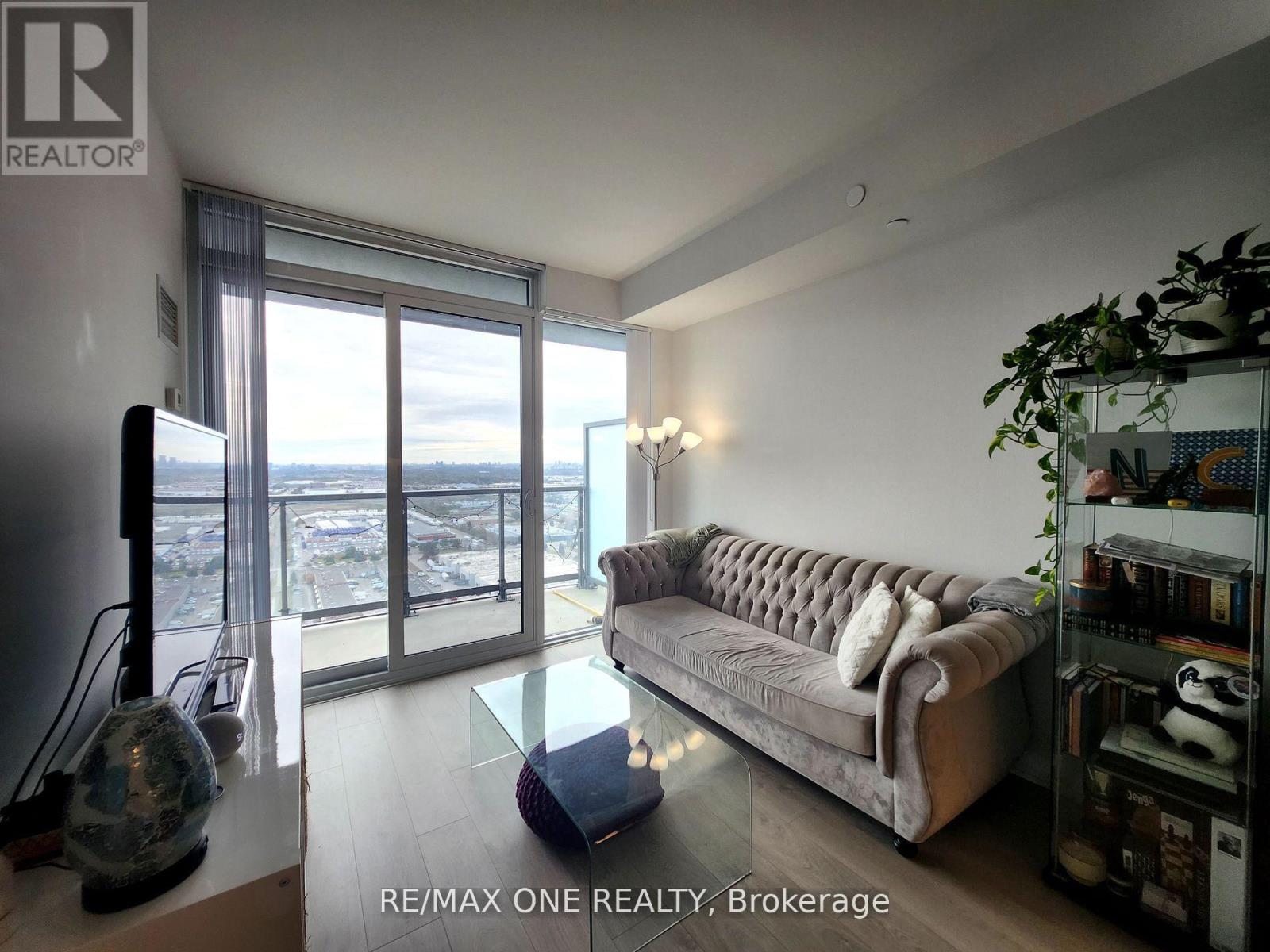 3216 - 7895 JANE STREET, Vaughan, Ontario