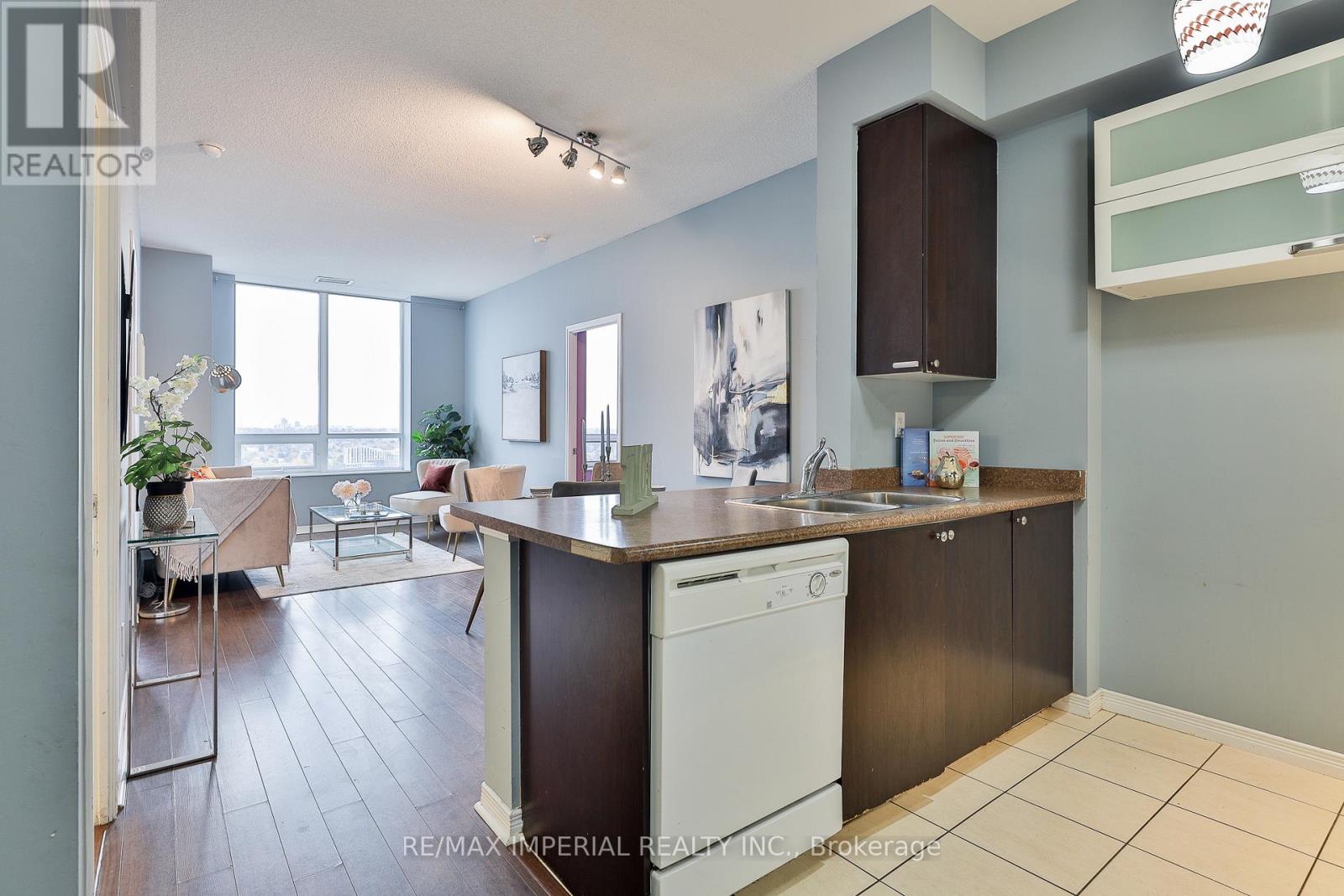 2403 - 60 HEINTZMAN STREET, Toronto, Ontario