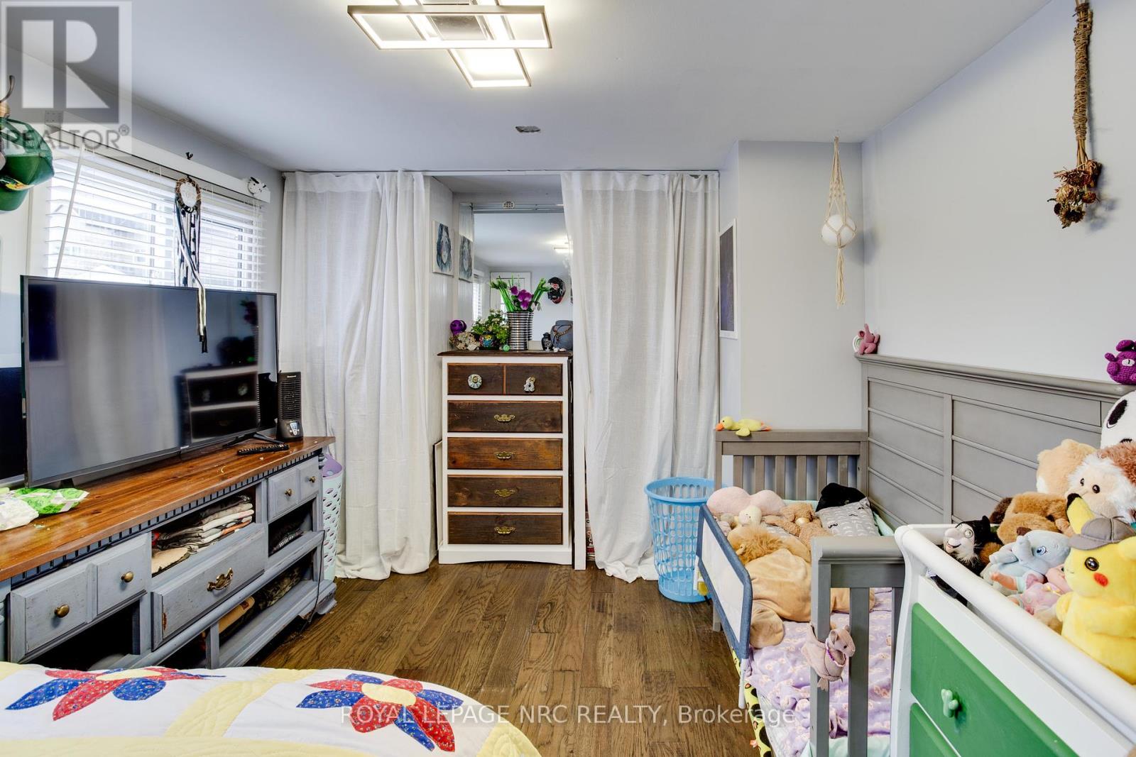 297 - 241 St. Paul Street W, St. Catharines, Ontario  L2S 2E5 - Photo 13 - X12214967