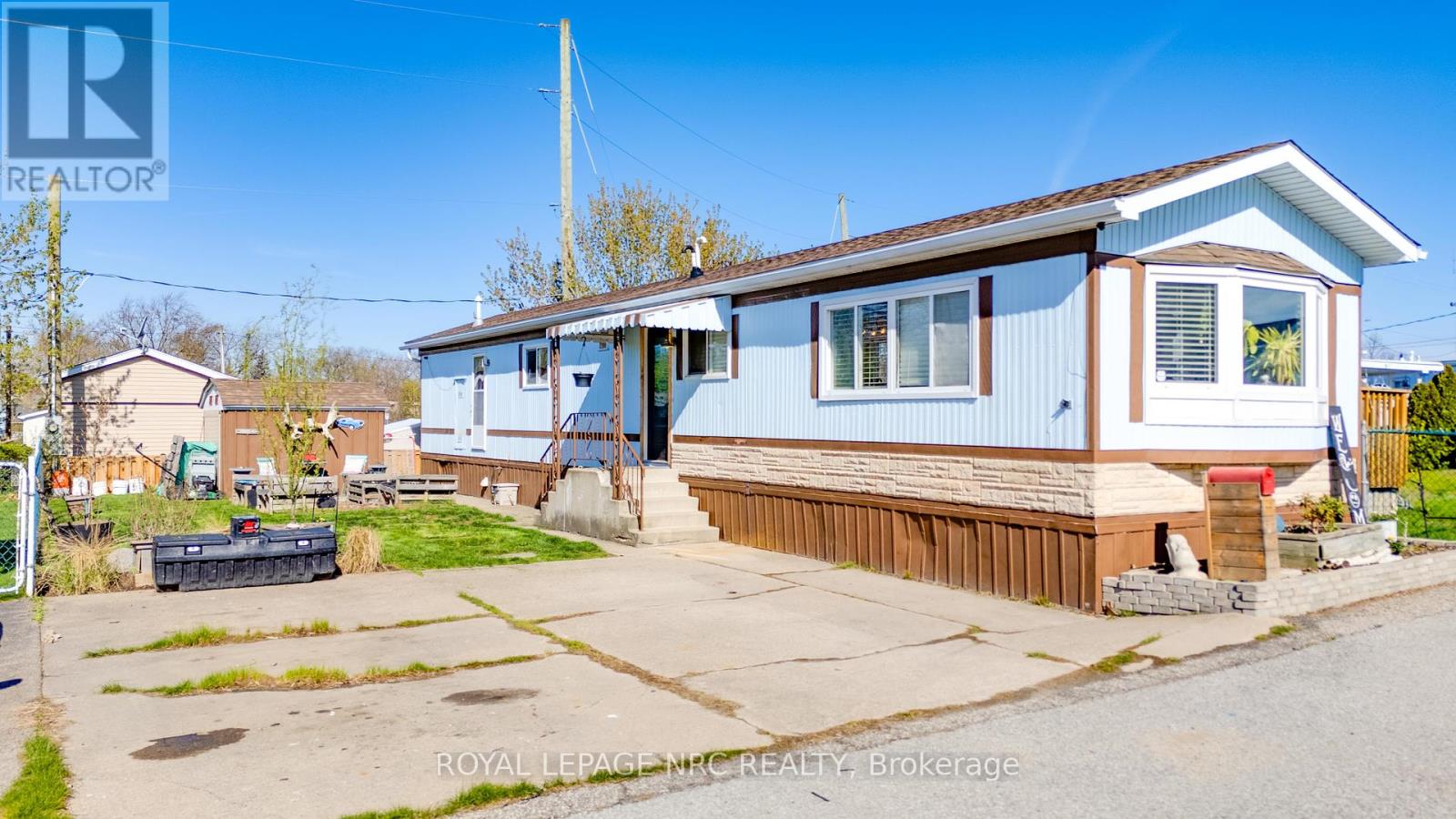 297 - 241 St. Paul Street W, St. Catharines, Ontario  L2S 2E5 - Photo 4 - X12214967
