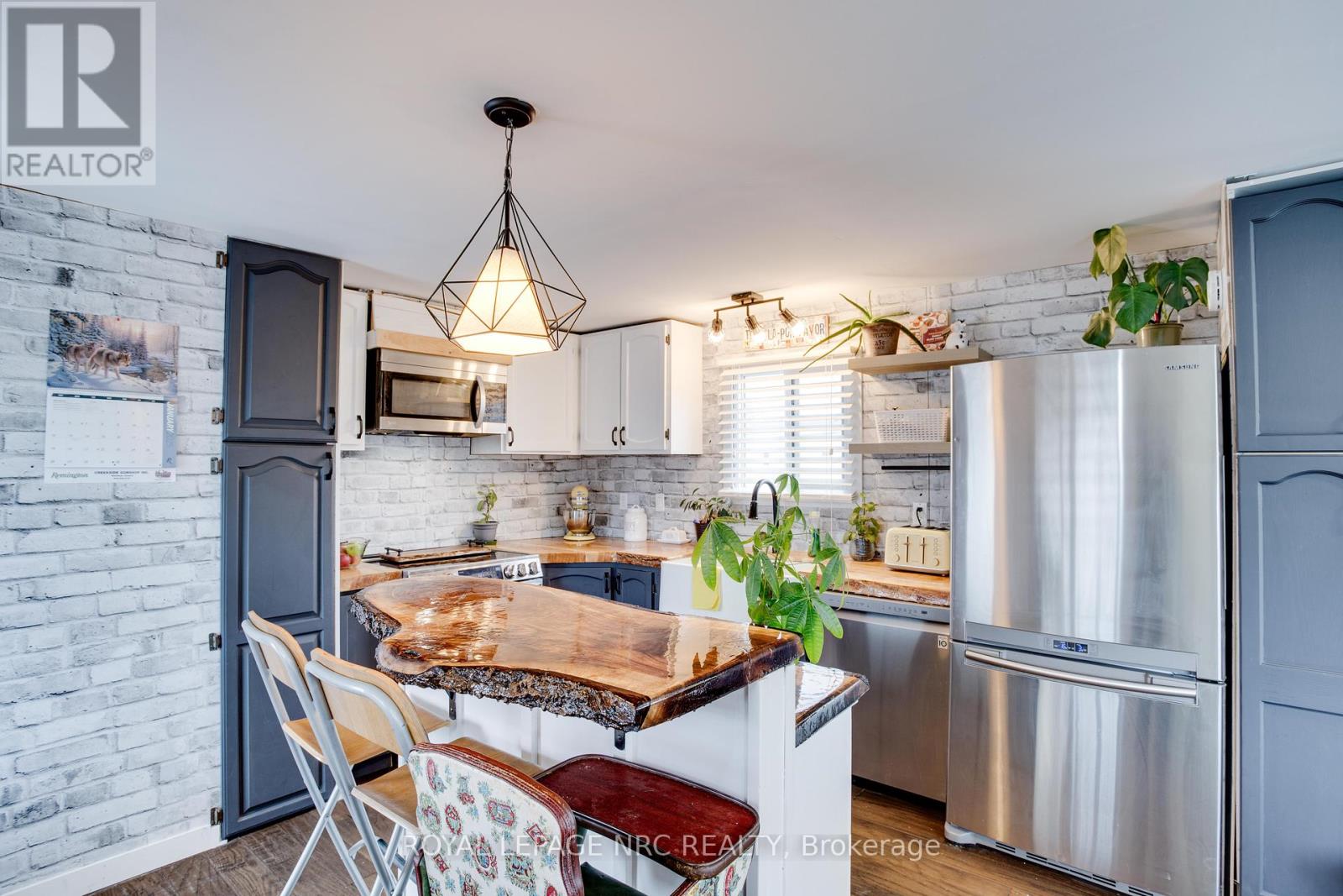 297 - 241 St. Paul Street W, St. Catharines, Ontario  L2S 2E5 - Photo 6 - X12214967