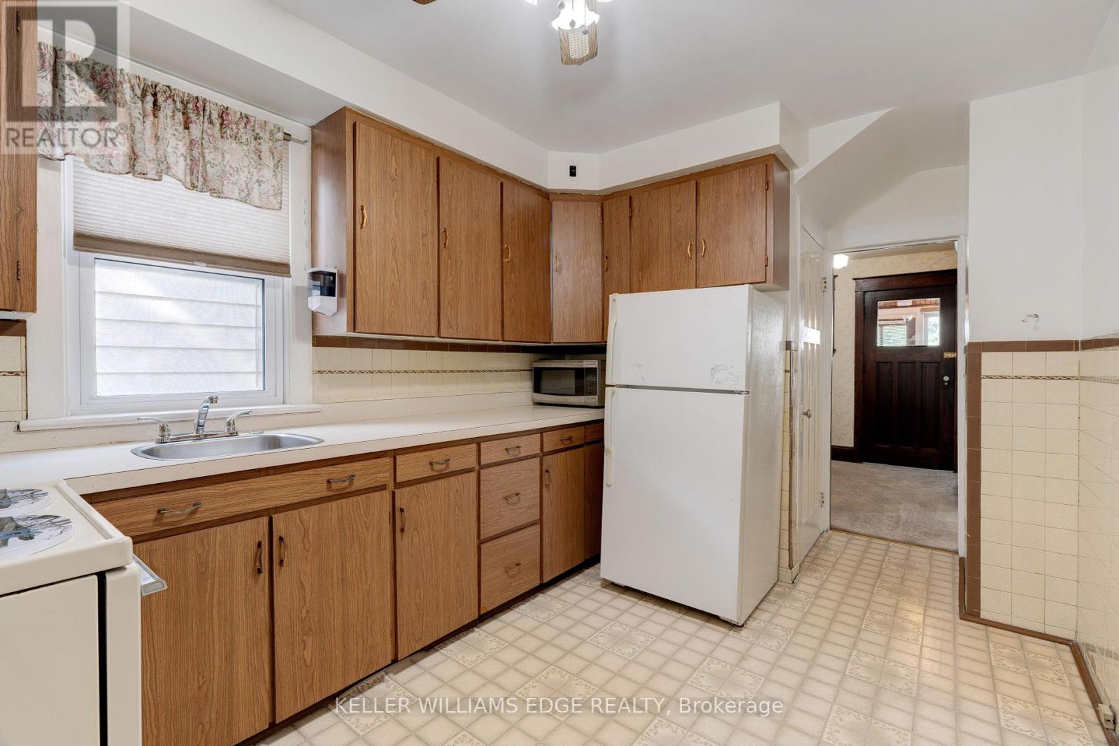158 Rosslyn Avenue N, Hamilton, Ontario  L8L 7P6 - Photo 13 - X12214973