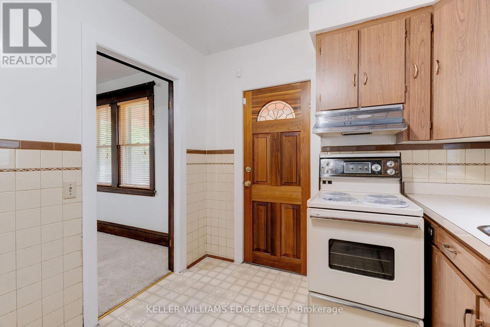 158 Rosslyn Avenue N, Hamilton, Ontario  L8L 7P6 - Photo 15 - X12214973