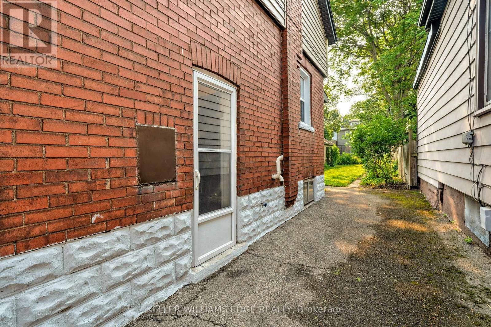 158 Rosslyn Avenue N, Hamilton, Ontario  L8L 7P6 - Photo 43 - X12214973