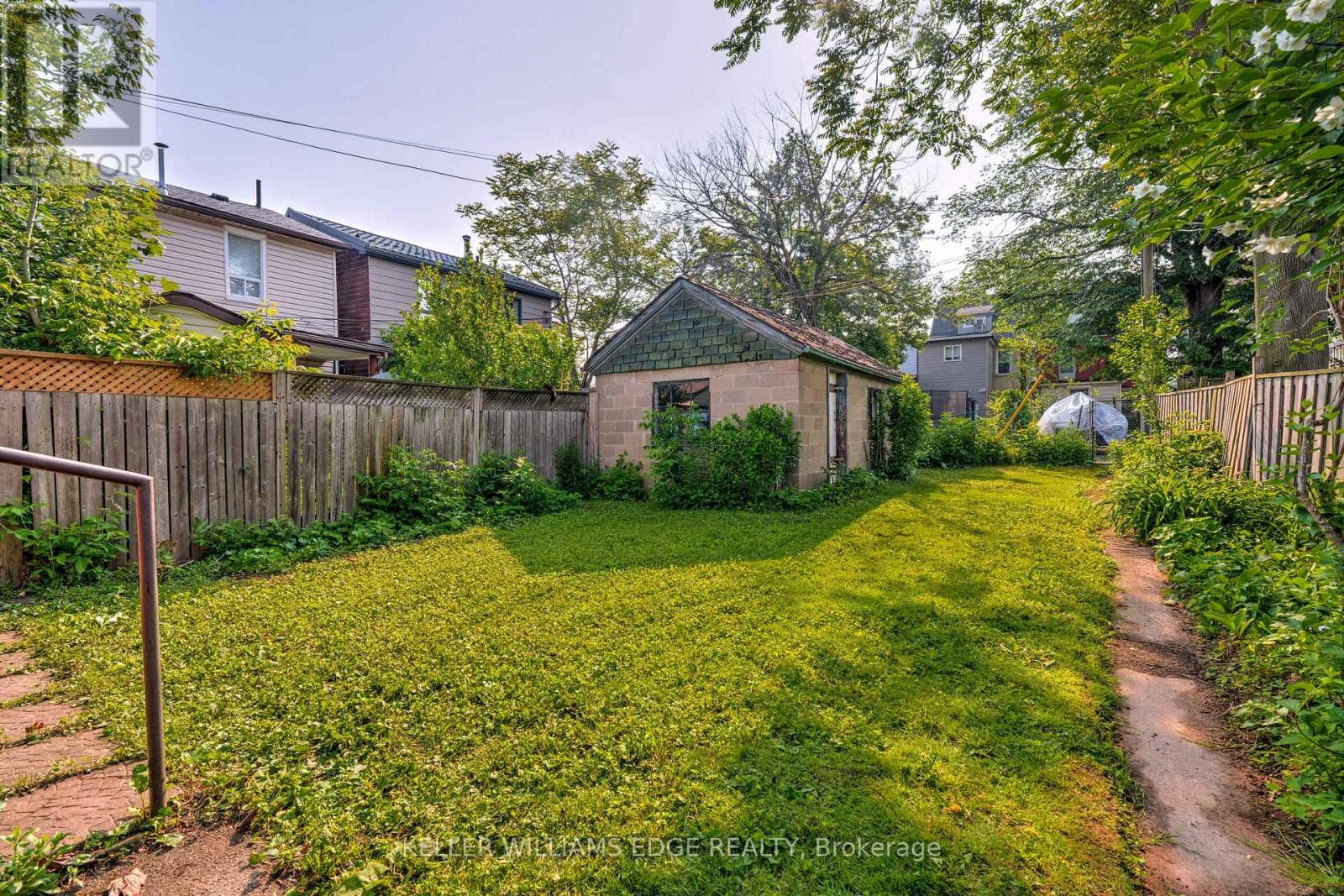 158 Rosslyn Avenue N, Hamilton, Ontario  L8L 7P6 - Photo 44 - X12214973