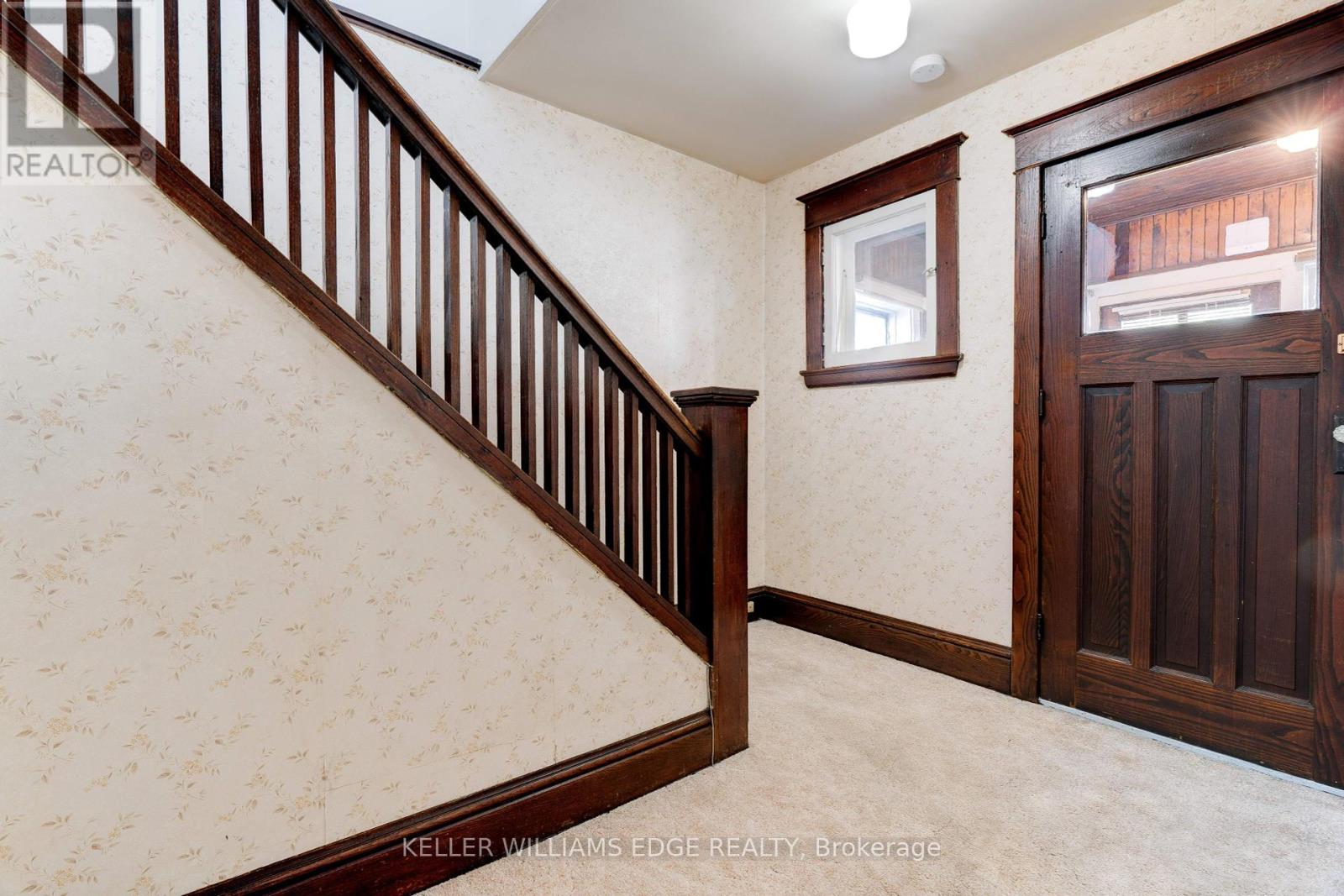 158 Rosslyn Avenue N, Hamilton, Ontario  L8L 7P6 - Photo 5 - X12214973