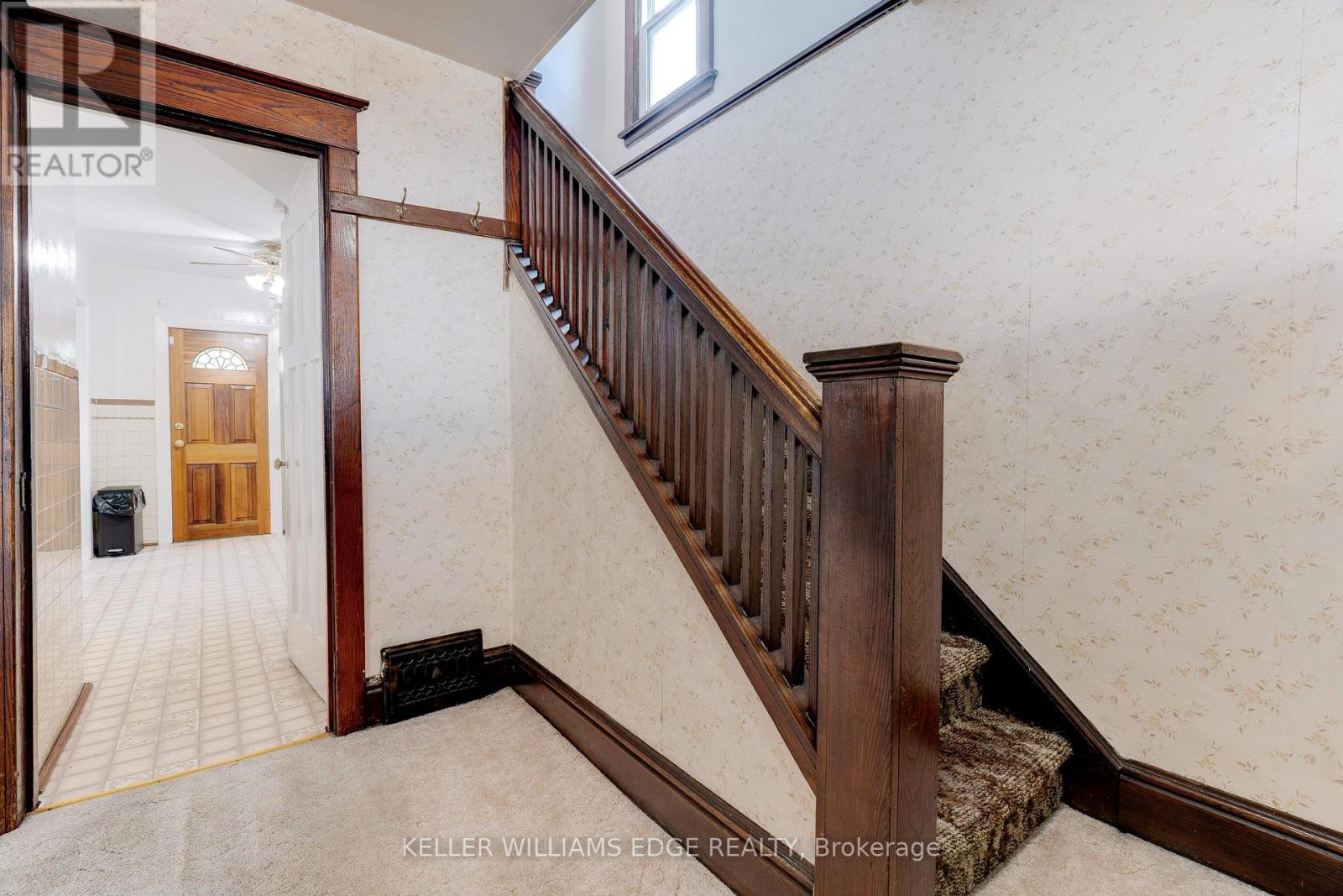 158 Rosslyn Avenue N, Hamilton, Ontario  L8L 7P6 - Photo 7 - X12214973