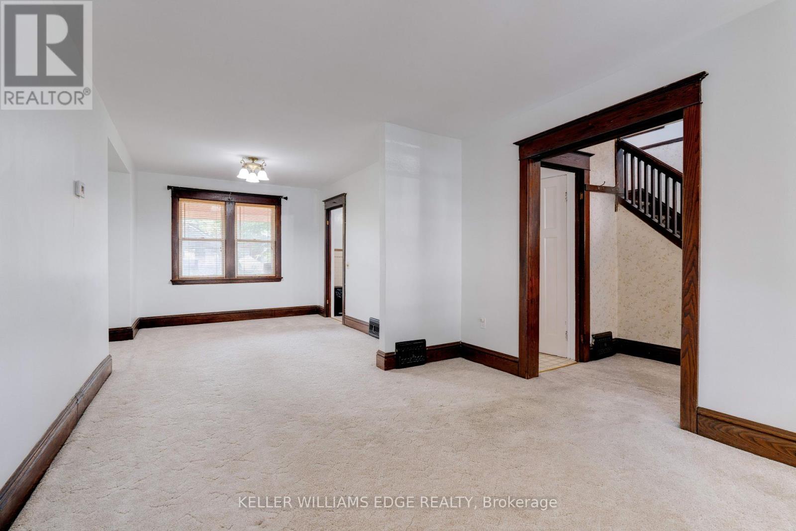 158 Rosslyn Avenue N, Hamilton, Ontario  L8L 7P6 - Photo 9 - X12214973