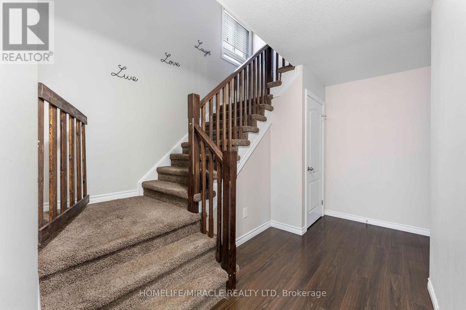 6 Pompeii Street, Kitchener, Ontario  N2R 0A8 - Photo 18 - X12214975