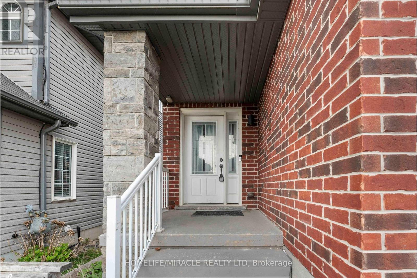 6 Pompeii Street, Kitchener, Ontario  N2R 0A8 - Photo 2 - X12214975