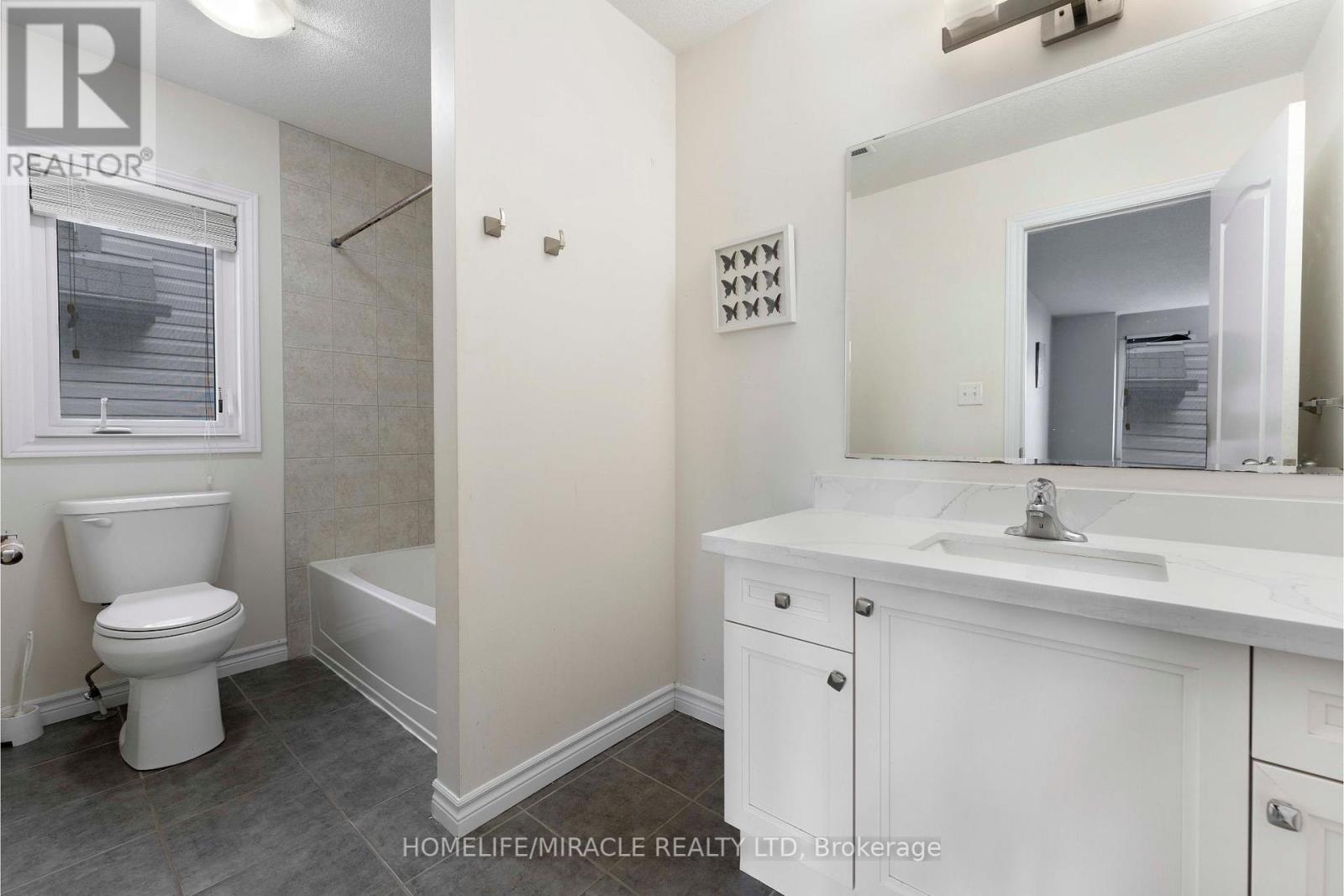 6 Pompeii Street, Kitchener, Ontario  N2R 0A8 - Photo 21 - X12214975