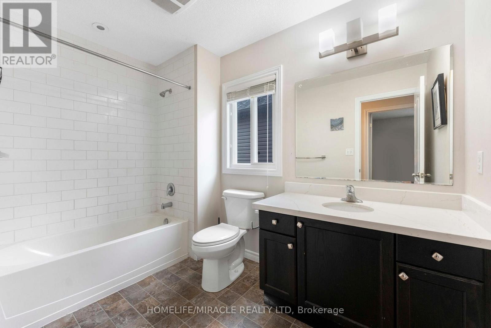 6 Pompeii Street, Kitchener, Ontario  N2R 0A8 - Photo 28 - X12214975