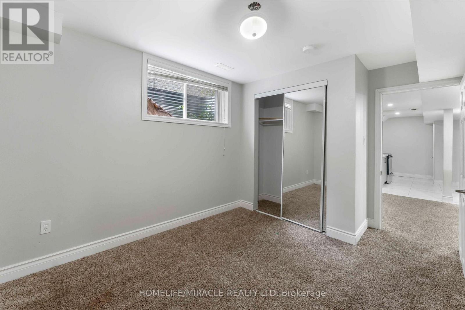 6 Pompeii Street, Kitchener, Ontario  N2R 0A8 - Photo 38 - X12214975
