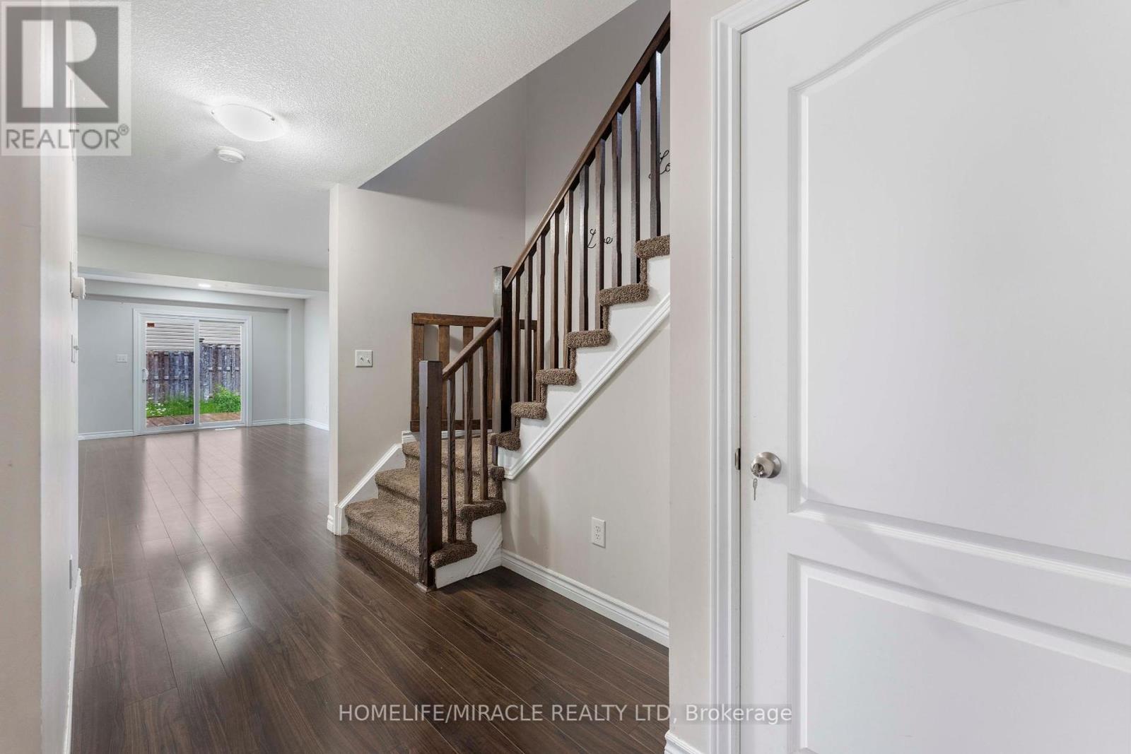 6 Pompeii Street, Kitchener, Ontario  N2R 0A8 - Photo 9 - X12214975