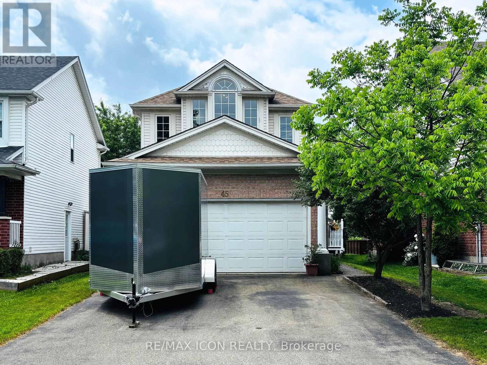 45 Bancroft Street, Kitchener, Ontario  N2A 4E4 - Photo 1 - X12215042