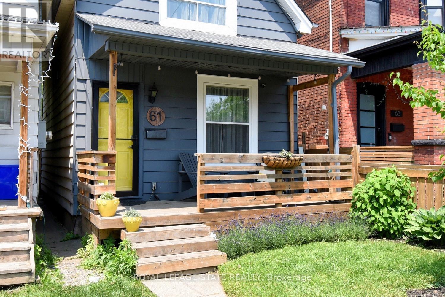 61 Chestnut Avenue, Hamilton, Ontario  L8L 6K8 - Photo 3 - X12051246