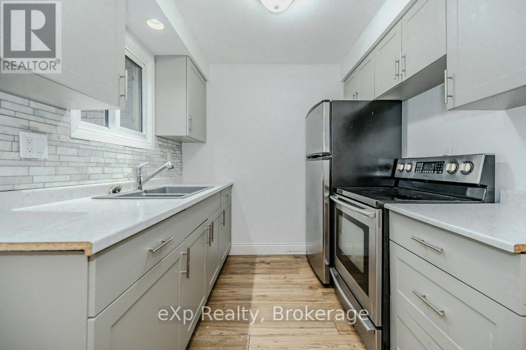 2 - 165 Green Valley Drive, Kitchener, Ontario  N2P 1K3 - Photo 14 - X12215082