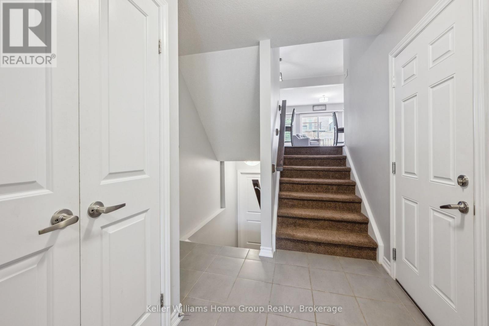 192 Summit Ridge Drive, Guelph, Ontario  N1E 0L7 - Photo 6 - X12215092