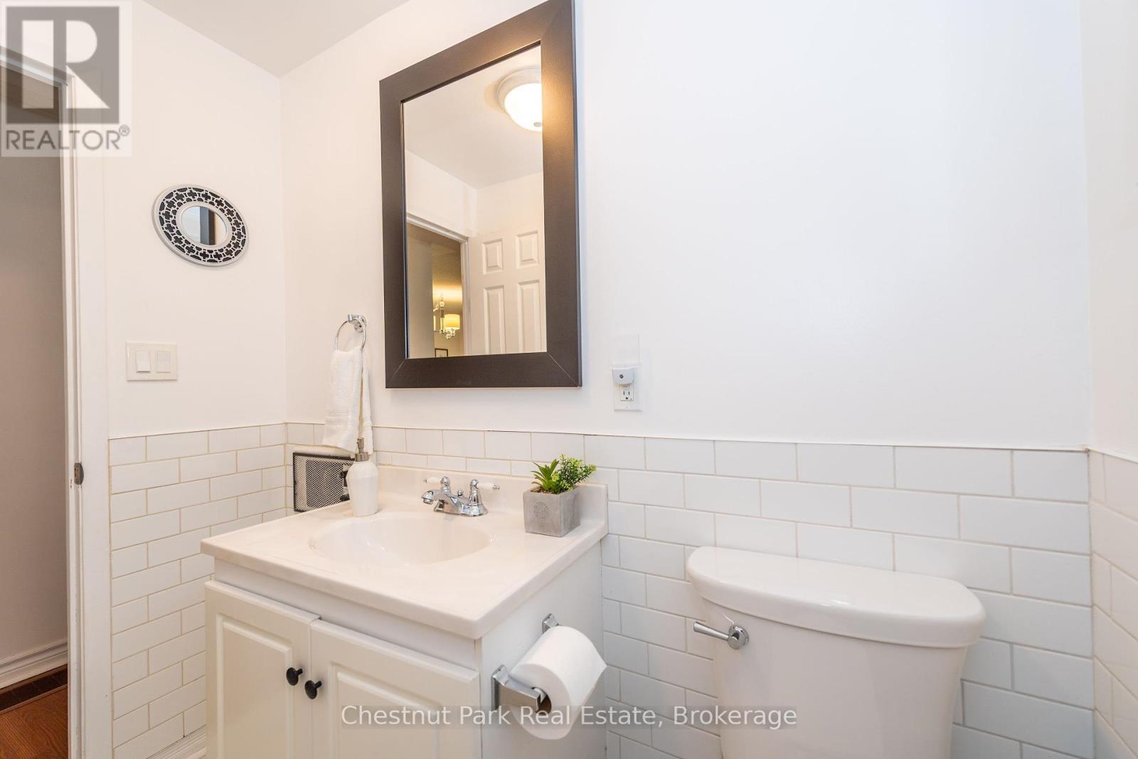 15 Belmont Street, Sundridge, Ontario  P0A 1Z0 - Photo 11 - X12215104