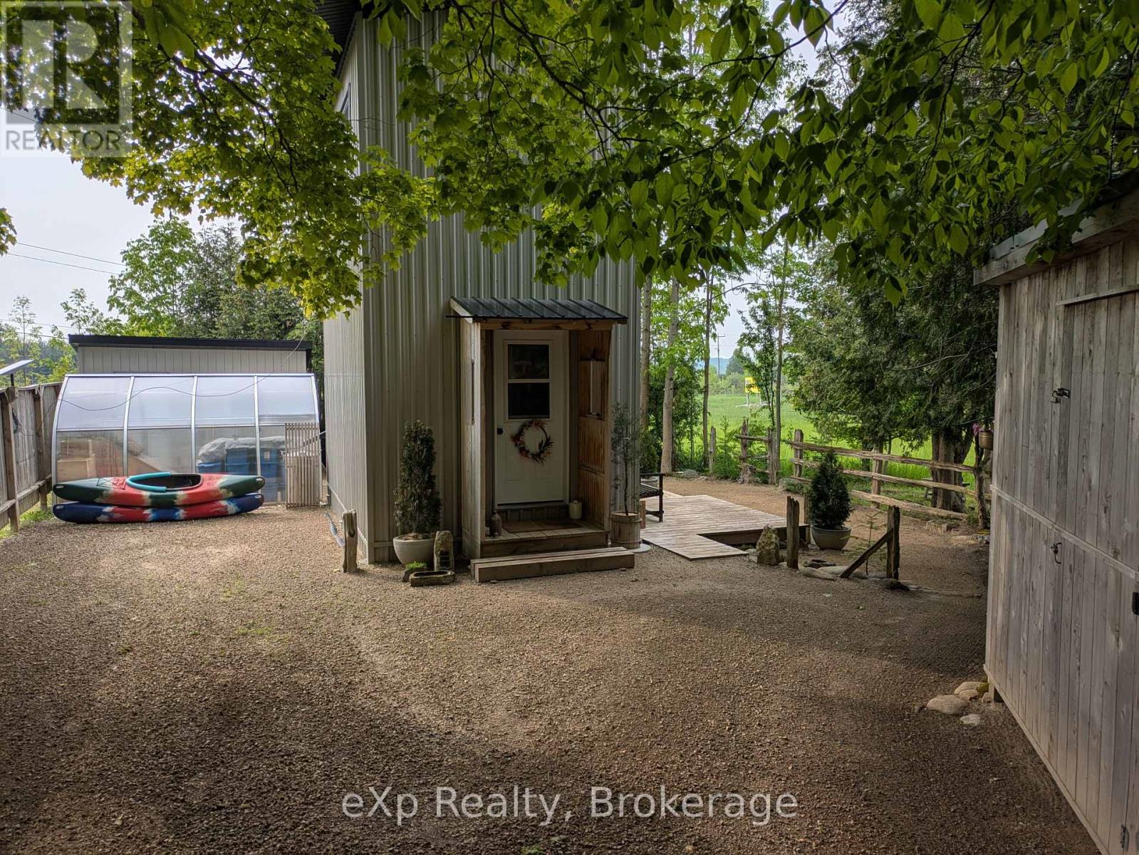 9 Summer Avenue, South Bruce Peninsula, Ontario  N0H 1X0 - Photo 23 - X12215258