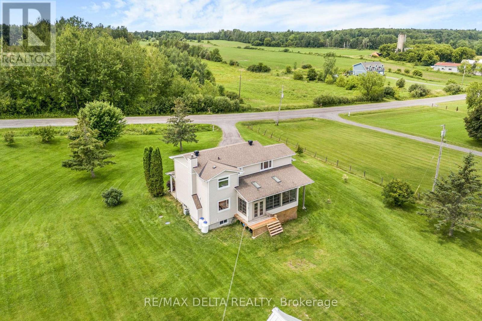 1217 Lacasse Road, Clarence-Rockland, Ontario  K0A 1N0 - Photo 6 - X12212108