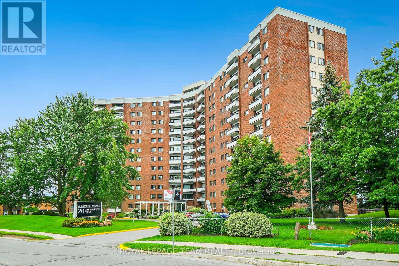 708 - 20 CHESTERTON DRIVE, Ottawa, Ontario