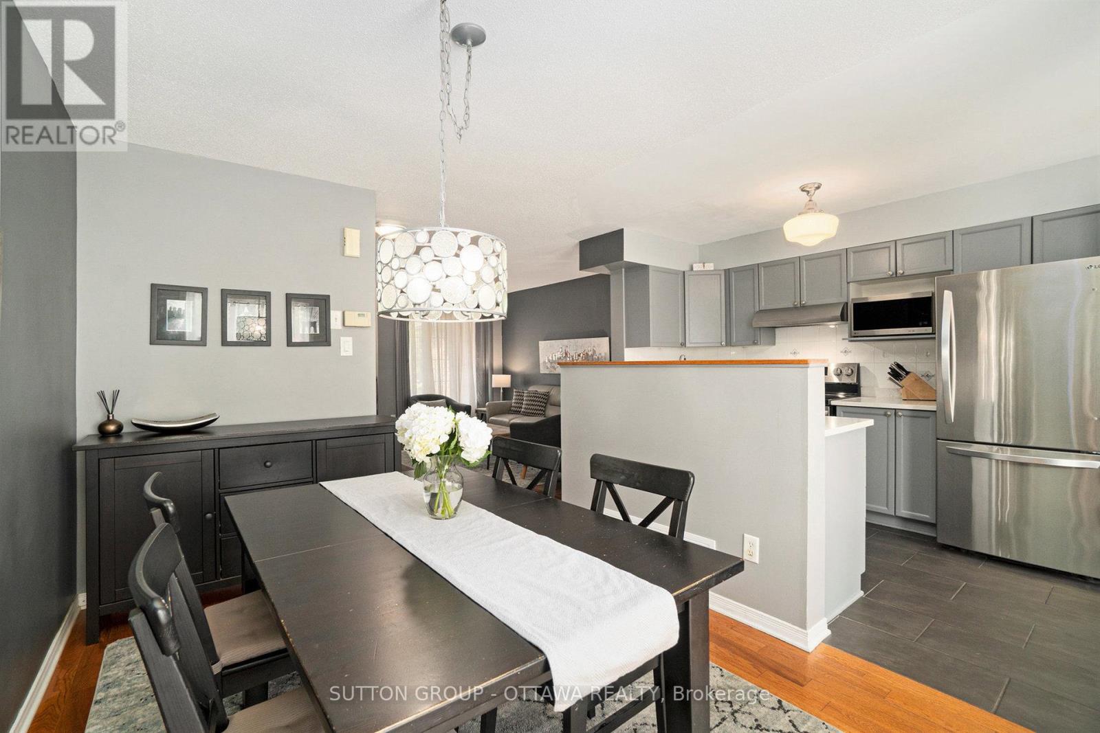 1083 Ballantyne Drive, Ottawa, Ontario  K4A 4C7 - Photo 10 - X12215101