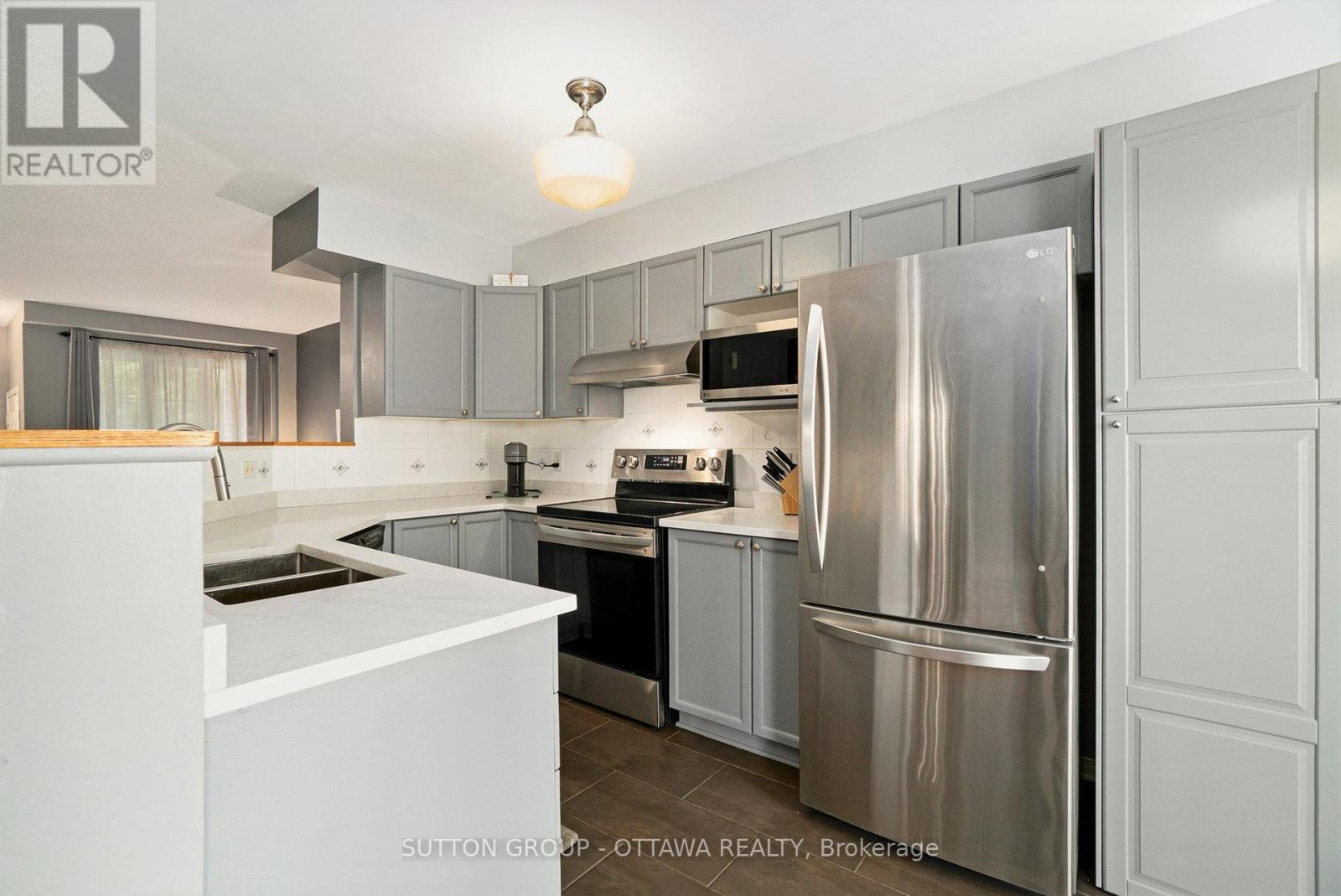 1083 Ballantyne Drive, Ottawa, Ontario  K4A 4C7 - Photo 11 - X12215101